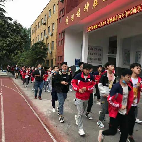 孩子们就读的乐园一一一黄冈英才学校！