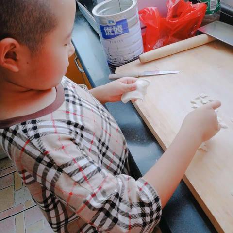 黄裕欢的快乐暑假