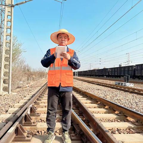 【侯工最美】心有阳光，积极向上