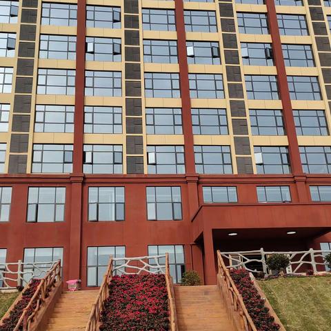 湖南珈珍养老服务有限公司，桃花缘国际康养中心，职等你来！