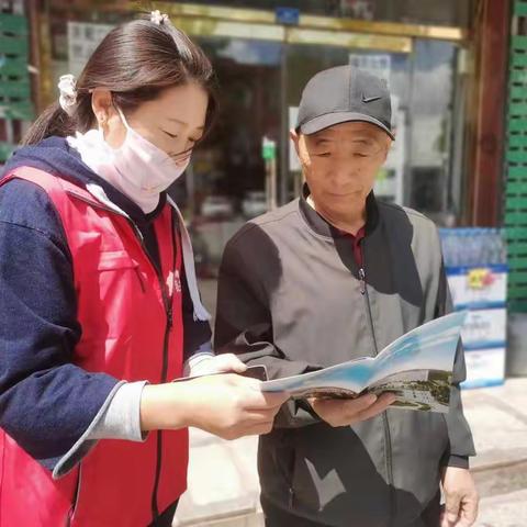 东城街道东石桥社区新时代文明实践站开展社 会主义核心价值观宣传活动
