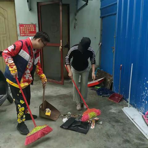 儋州市供销合作联社关深化四爱卫生健康大行动统一开展冬春季城乡环境卫生大扫除专项行动。