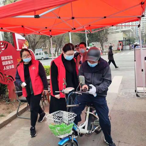 柳青街道祥园社区工作人员疫情防控工作掠影