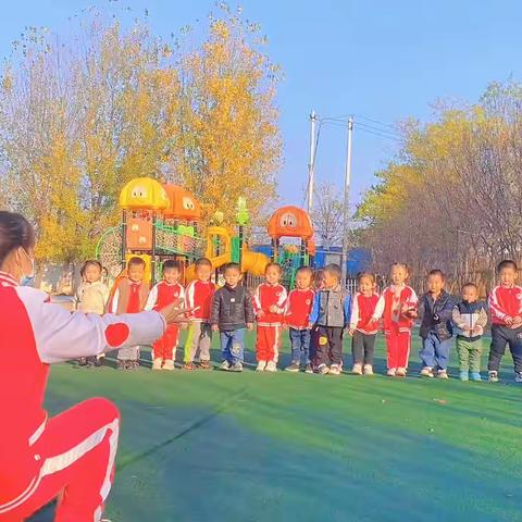 让时光✨吹进幼儿园🎡——华美幼儿园小一班的快乐时光🏩