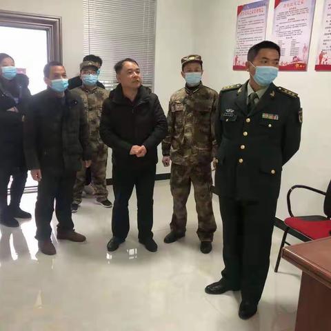 弋阳县县委常委、人武部部长胡小刚莅临调研指导基层武装规范化建设工作