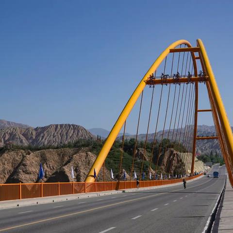 青海行（二）黄河第一清与龙羊大峡谷