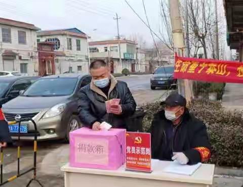 病毒无情人有情     军人家属献爱心