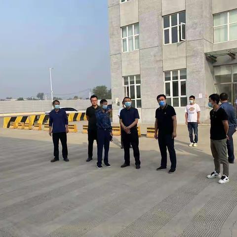 交通局党组书记、局长赵军到高各庄综合检查站调研指导