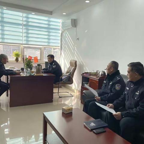 分局督导组到大学路派出所督导检查工作