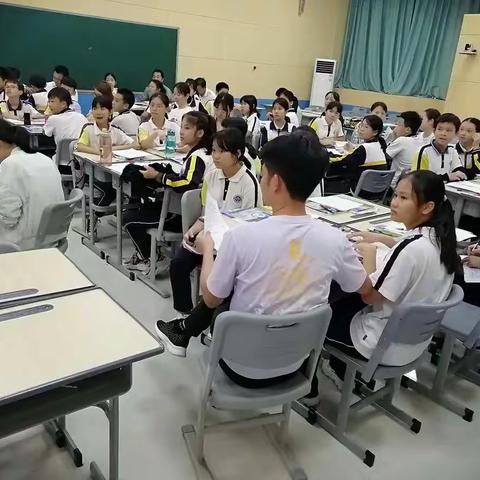 数学组三月份学习共同体培训活动