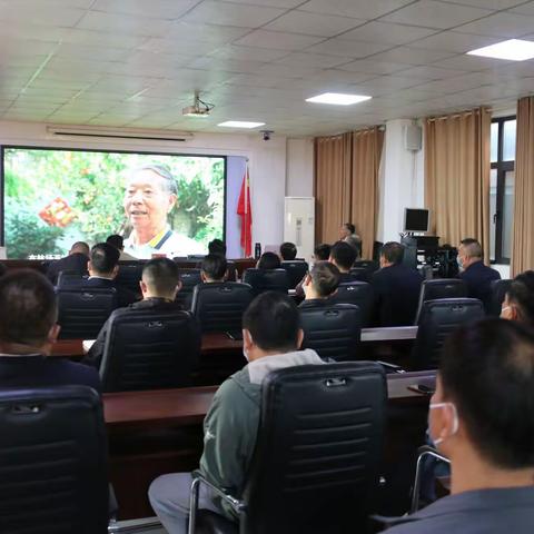 学先进  找差距——人行获嘉县支行组织召开张庆连同志先进事迹报告会