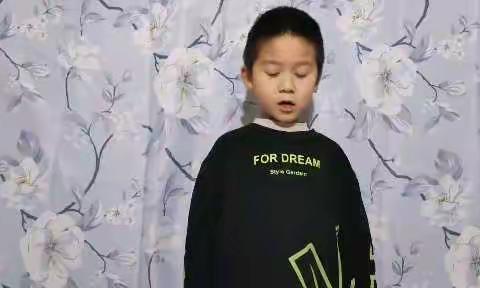 亲近中华经典，诵读精美诗篇—三团中心校三年一班