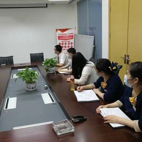 “遏制洗钱活动，维护国家利益”-恒丰银行西安融鑫路支行反洗钱宣传活动