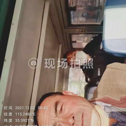 我们是李村镇大街网格志愿者！维护街道畅通！是我们每个网格志愿者义务！