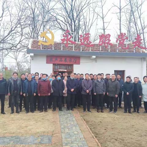 洪埠乡组织干部开展人居环境观摩学习活动