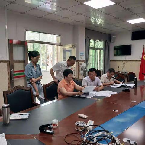 聚焦排查问题，明确整改思路——市人社局开展脱贫攻坚“回头看”工作