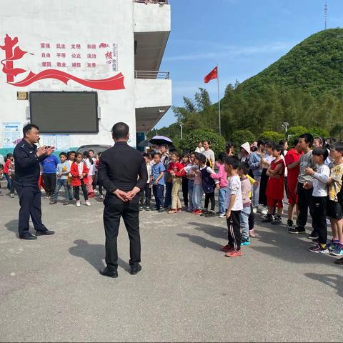 “防恐防暴，安全第一”——六市中小学防恐防暴安全演习活动