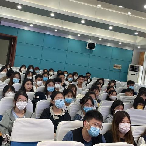 不忘初心   绽放可期——济宁市实验小学教育集团实习支教学生集体座谈会