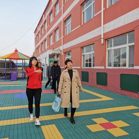 大辛庄明德小学幼儿园迎接农村示范园检查验收工作