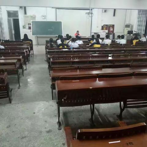 儋州市八一中学之校团委学生干部会议