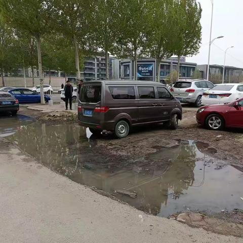 泥泞路口得修葺 未诉先办暖民心