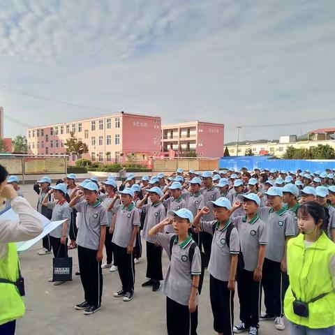 “打开窗，催醒梦想”——德亭镇初级中学学生代表洛阳研学之旅