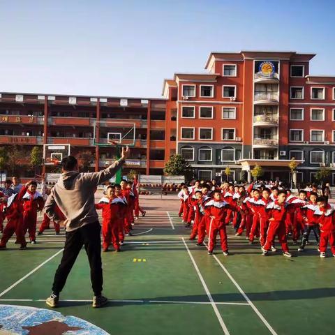 迎“篮”🏀而上，快乐成长——明德小学篮球2班成长历程