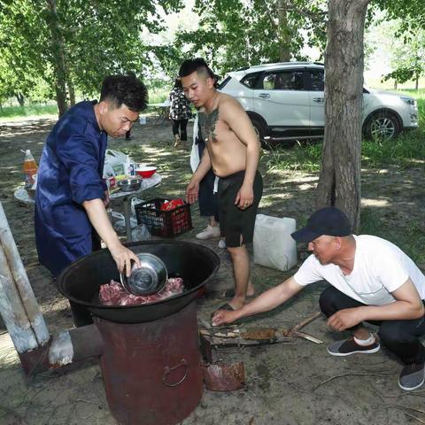 乔氏大管家婚庆团队郊游野歺纪实