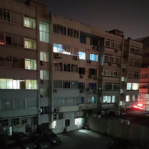 星光不问赶路人，时光不负有心人