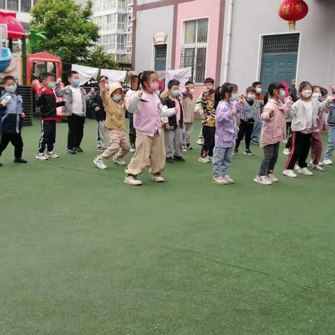 复学归来   “幼”见美好——金理想幼儿园大二班复学第一课