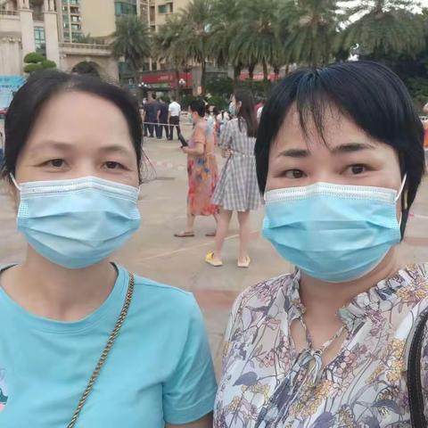 老城中学党支部党员在抗疫一线掠影