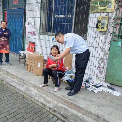 泽州农商行晋庙铺支行反假币宣传活动