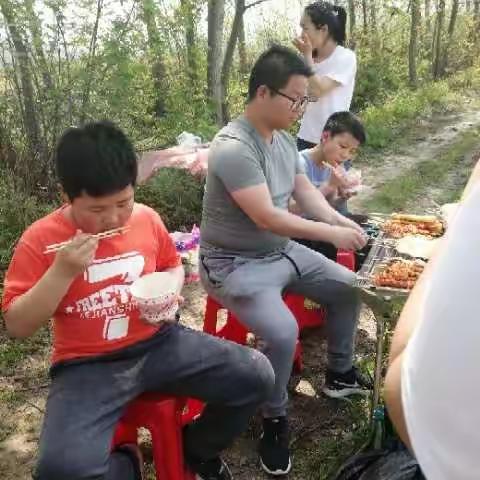 光阴似箭啊，一切都已成过去，只能回忆再回忆
