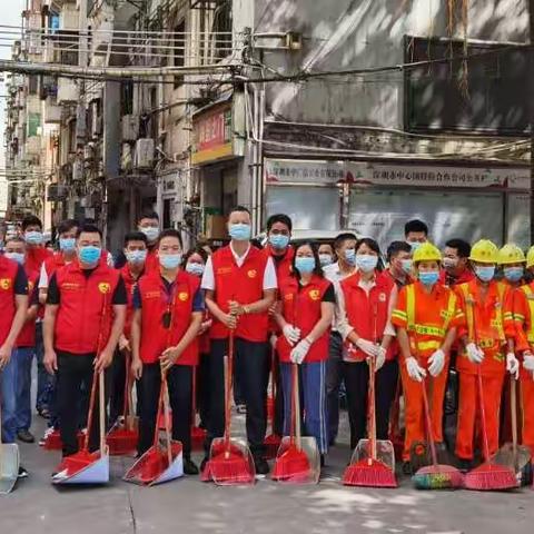 岗头社区中心围村响应坂田街道爱国卫生运动“全民清洁日”活动