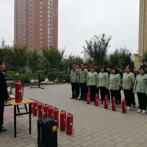 陕西华昌物业管理有限公司彬县分公司紫薇城市广场6-8号楼物业部消防培训和演习