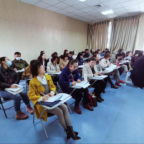 厉兵秣马备中考  研讨交流重实效