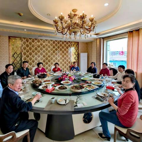 胡集中学跨界师兄师姐师妹相聚在鲁海