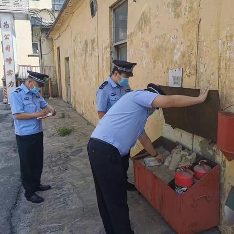 通晟公司开展易燃易爆、人员密集场所和物资仓库消防安全专项自查
