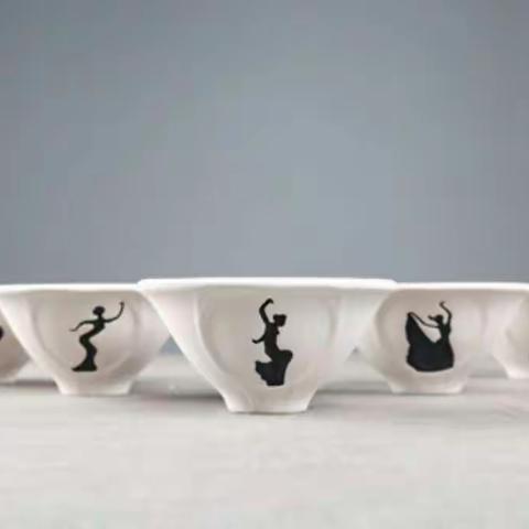 我要报名添彩画室，迎六一暑期优惠活动。