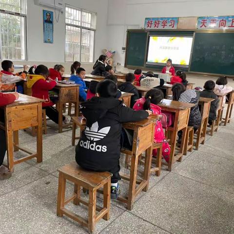 学会孝顺， 学会感恩—朱公小学“百善孝为先”朗读比赛