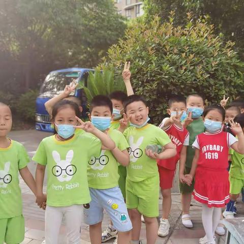 走进小学，感悟成长―参观小学活动