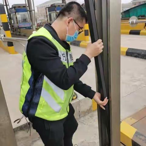 平凡中的奉献者