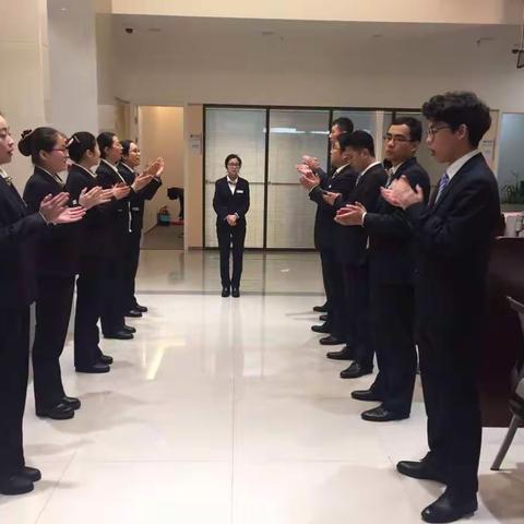 府谷河滨路支行网点产能提升培训第二日