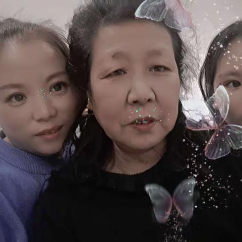 十五的🌙十六圆  有妈就有家，有妈就幸福