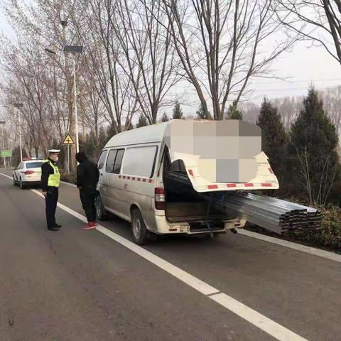 加大道路巡逻，保障辖区道路交通安全