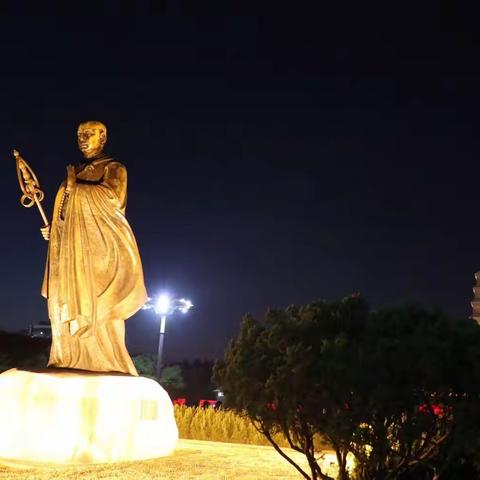 西北四省逛吃行第11站（再会西安：大唐不夜城、城墙、钟鼓楼）