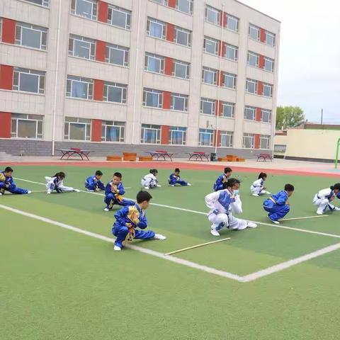 长岭县第四小学武术训练