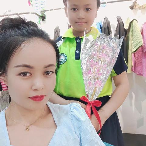 母亲节—市七小四六班活动掠影