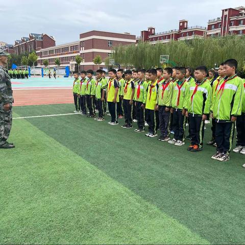 【七彩🌈军训】在军训中成长——灵武七小五六班军训纪实