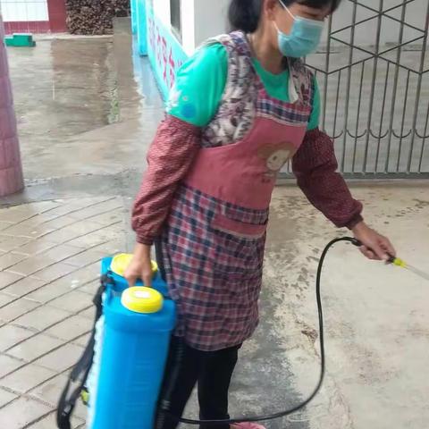 富塘小学抗疫情网络教学